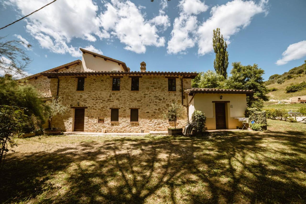 Agriturismo Le Radici Umbertide Buitenkant foto